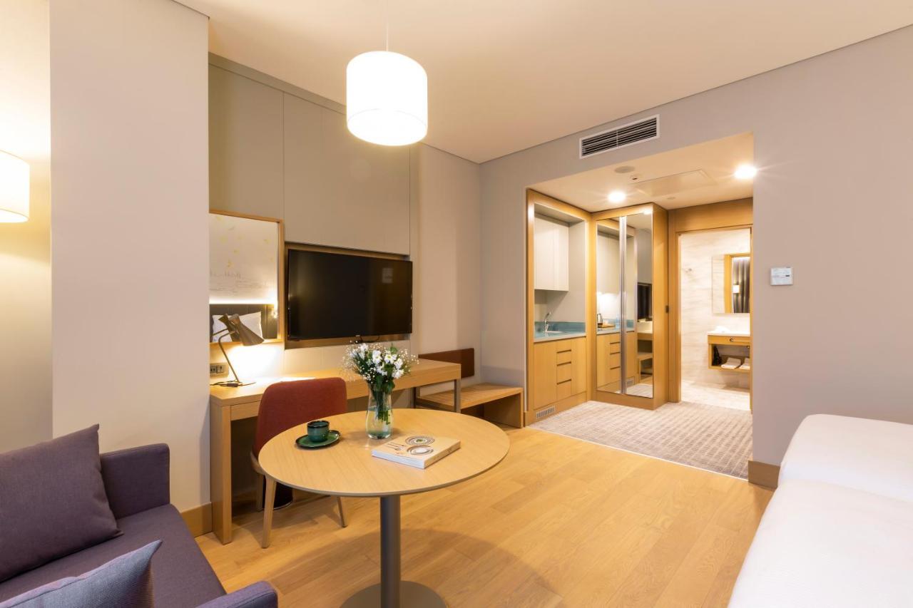 Radisson Hotel Istanbul Harbiye 외부 사진