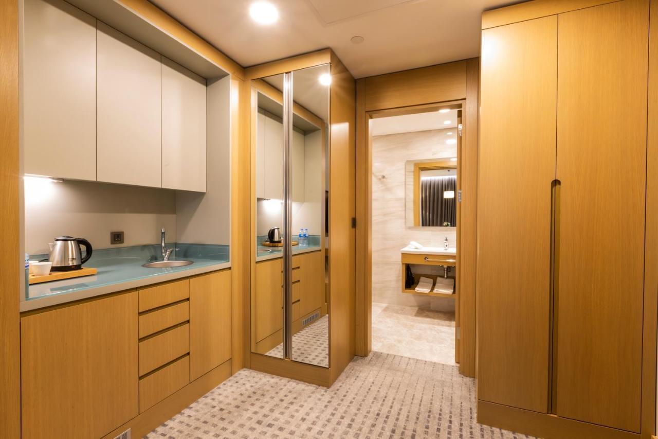 Radisson Hotel Istanbul Harbiye 외부 사진