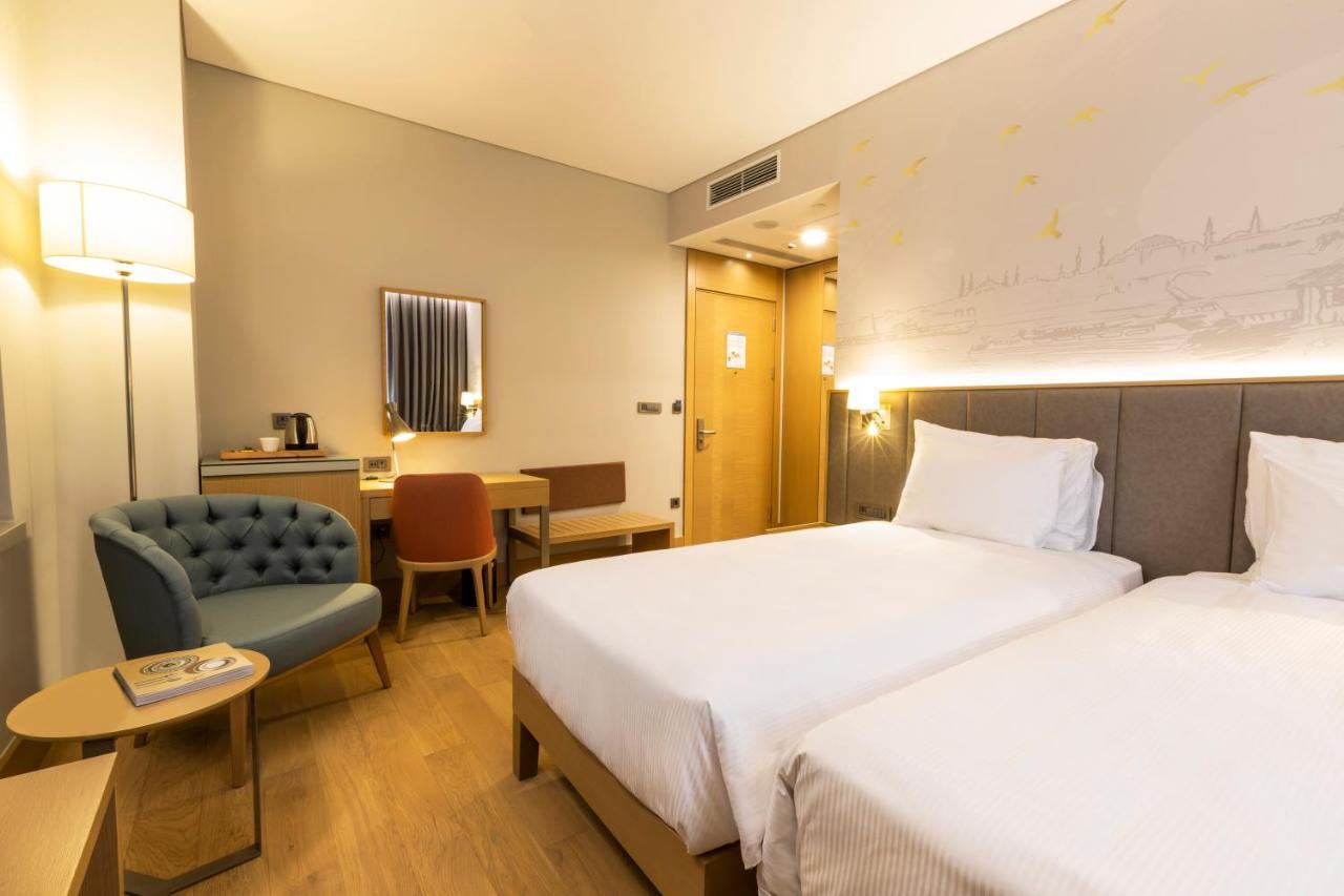 Radisson Hotel Istanbul Harbiye 외부 사진