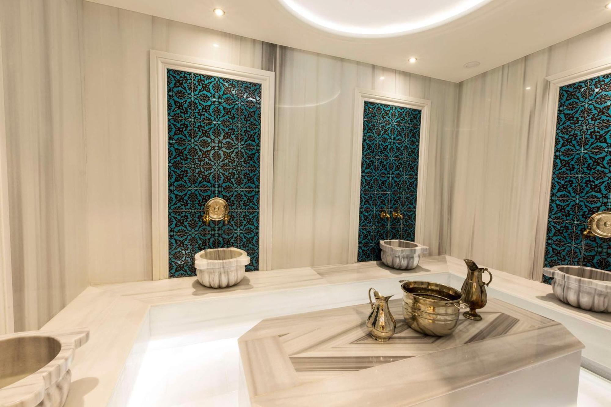 Radisson Hotel Istanbul Harbiye 외부 사진